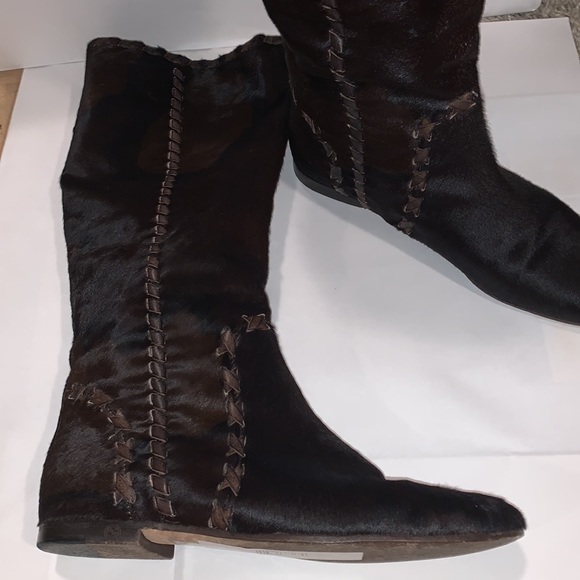 Authentic Gucci boots - Picture 4 of 10